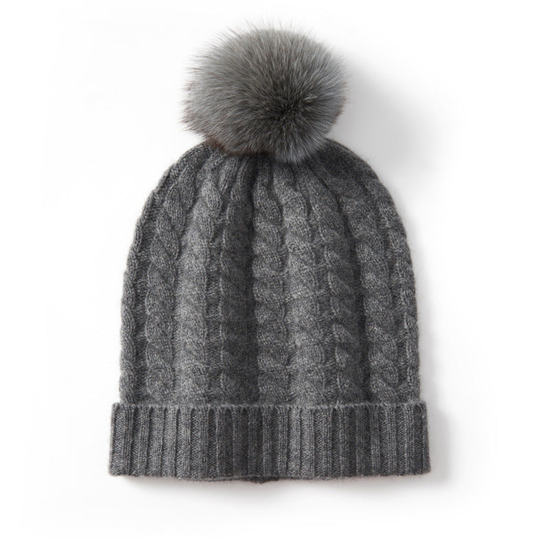 Beanie in Maglia a Treccia con Pompon Alpine