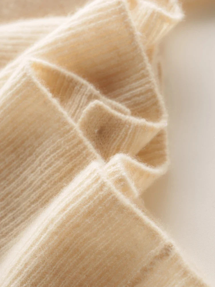 Cardigan in Cashmere con Pizzo Charlotte