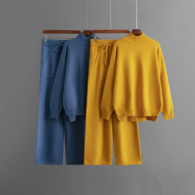 Set da lounge in maglia da donna con collo alto e pantaloni rilassati