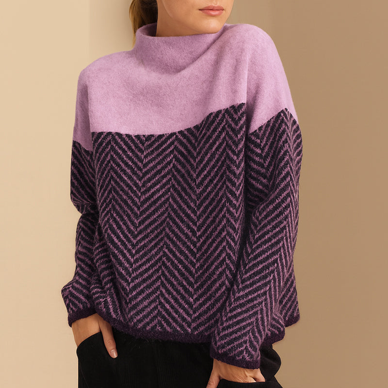 Maglione Donna con Motivo Chevron a Collo Alto