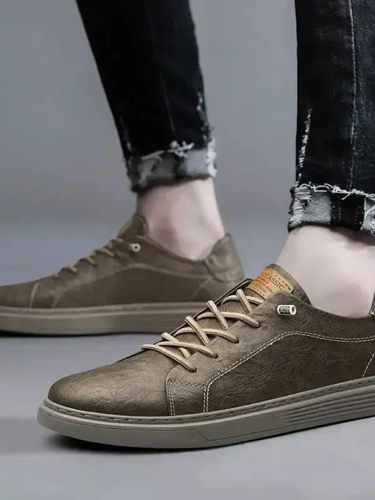 Scarpe in Pelle Essenziali Classiche - Viretti