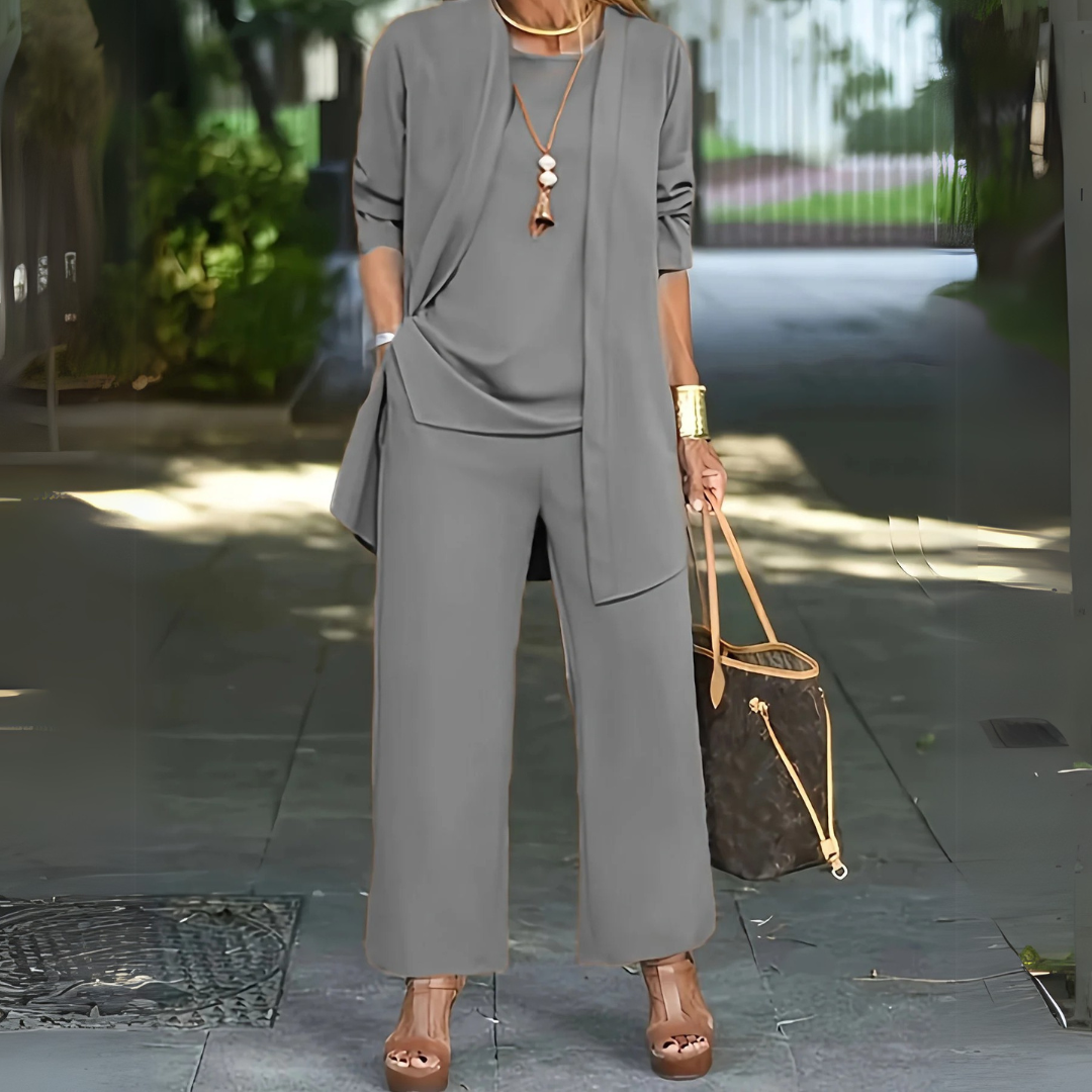 Macaria | Coordinato tre pezzi fatto a mano