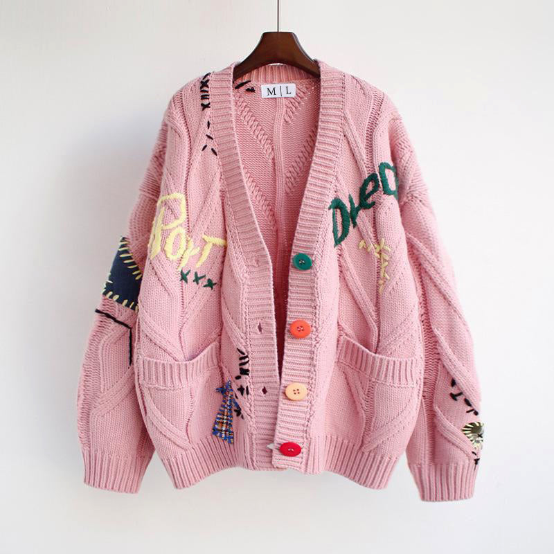 Cardigan Retro Revival di Valentina Rossi