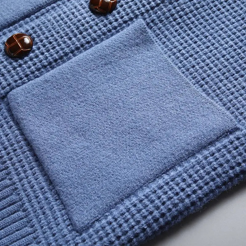 Cardigan in Lana Spessa di Linden