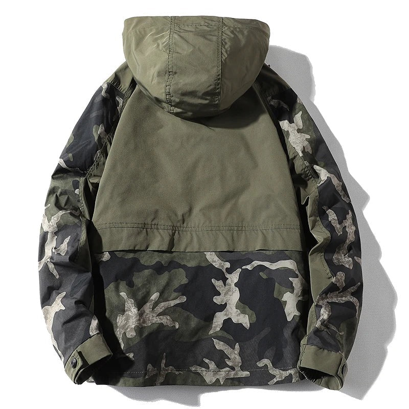 Giacca camouflage con spacco