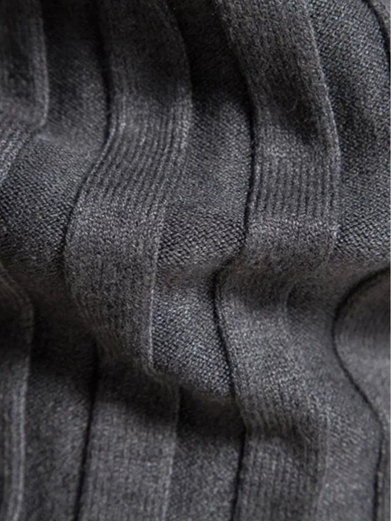 Maglione a Collo Alto in Maglia - Viretti